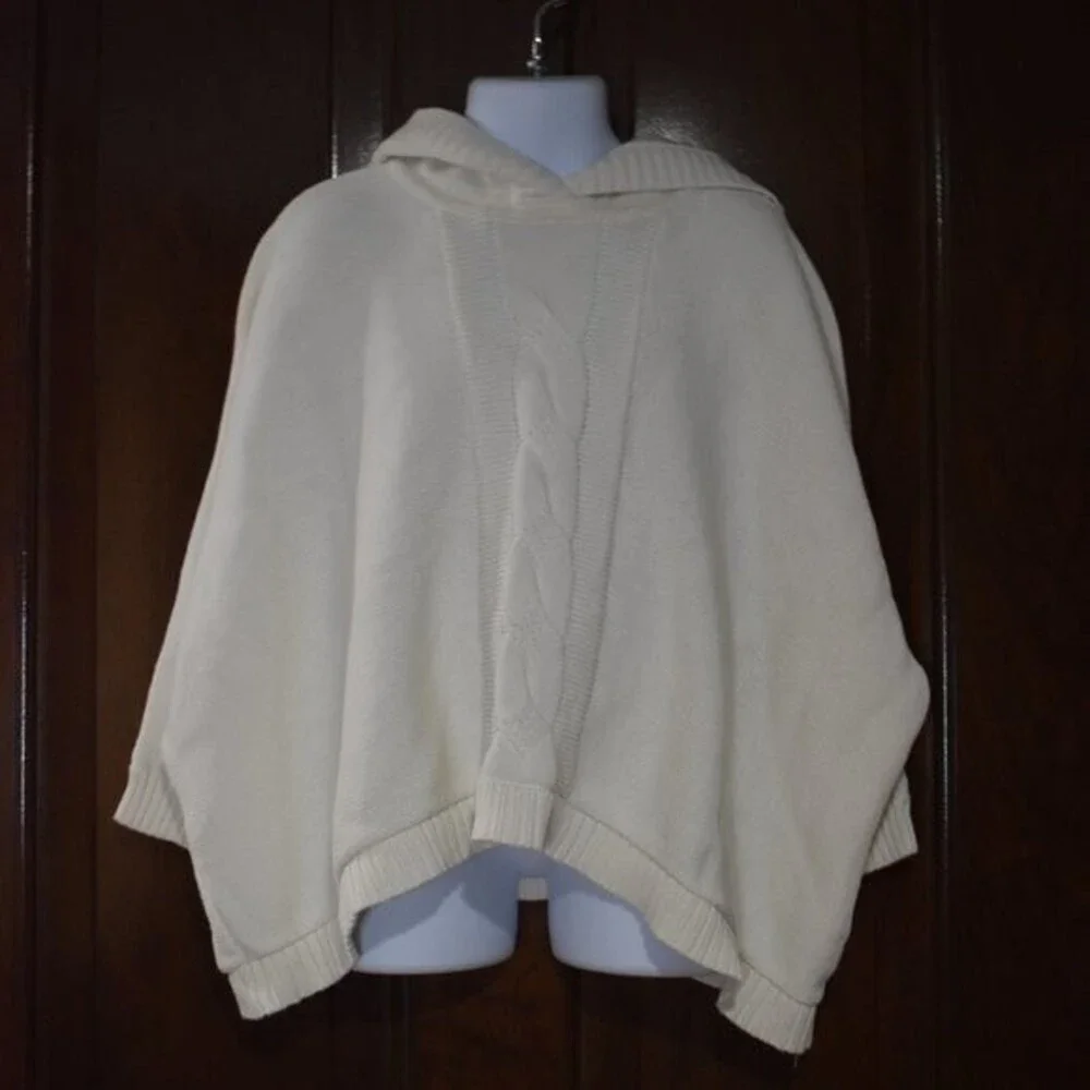 Gap Kids Knit Hooded Poncho Sweater Girls XS White Cozy Fall Winter Layer